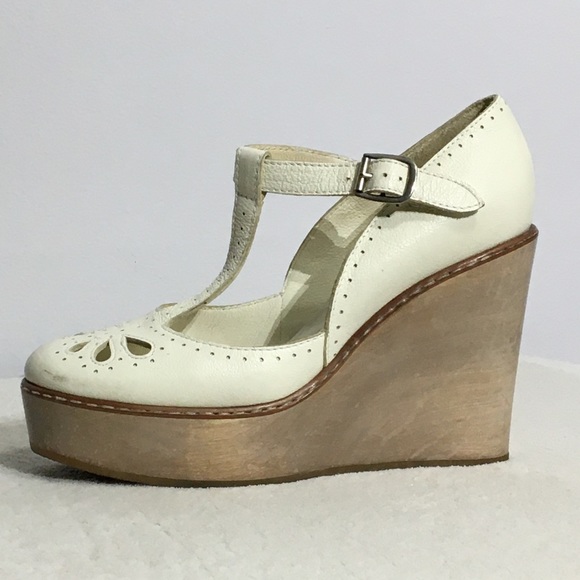 Chloe Shoes - 2006 CHLOE Platform T-strap Wood Wedge Mary Janes 💜Host Pick💜